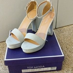 Top Moda Silver Heels (Size 9)